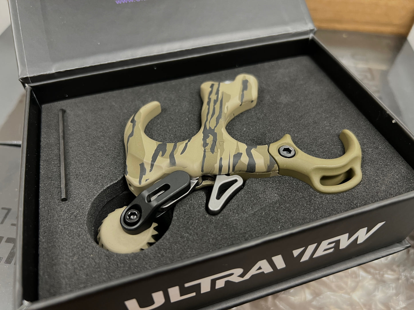 Ultraview UV Thumb Button Release