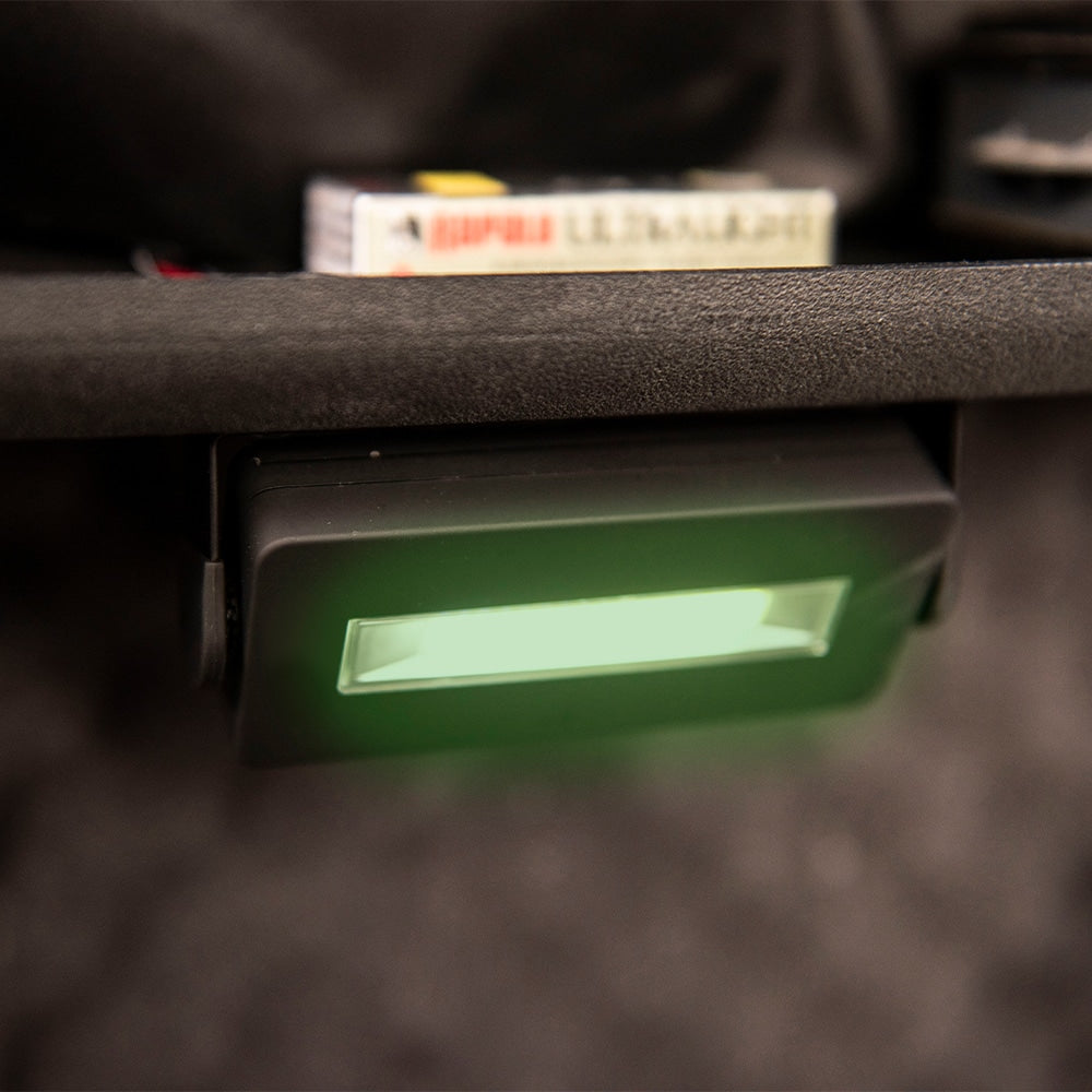 banks blind stump light green