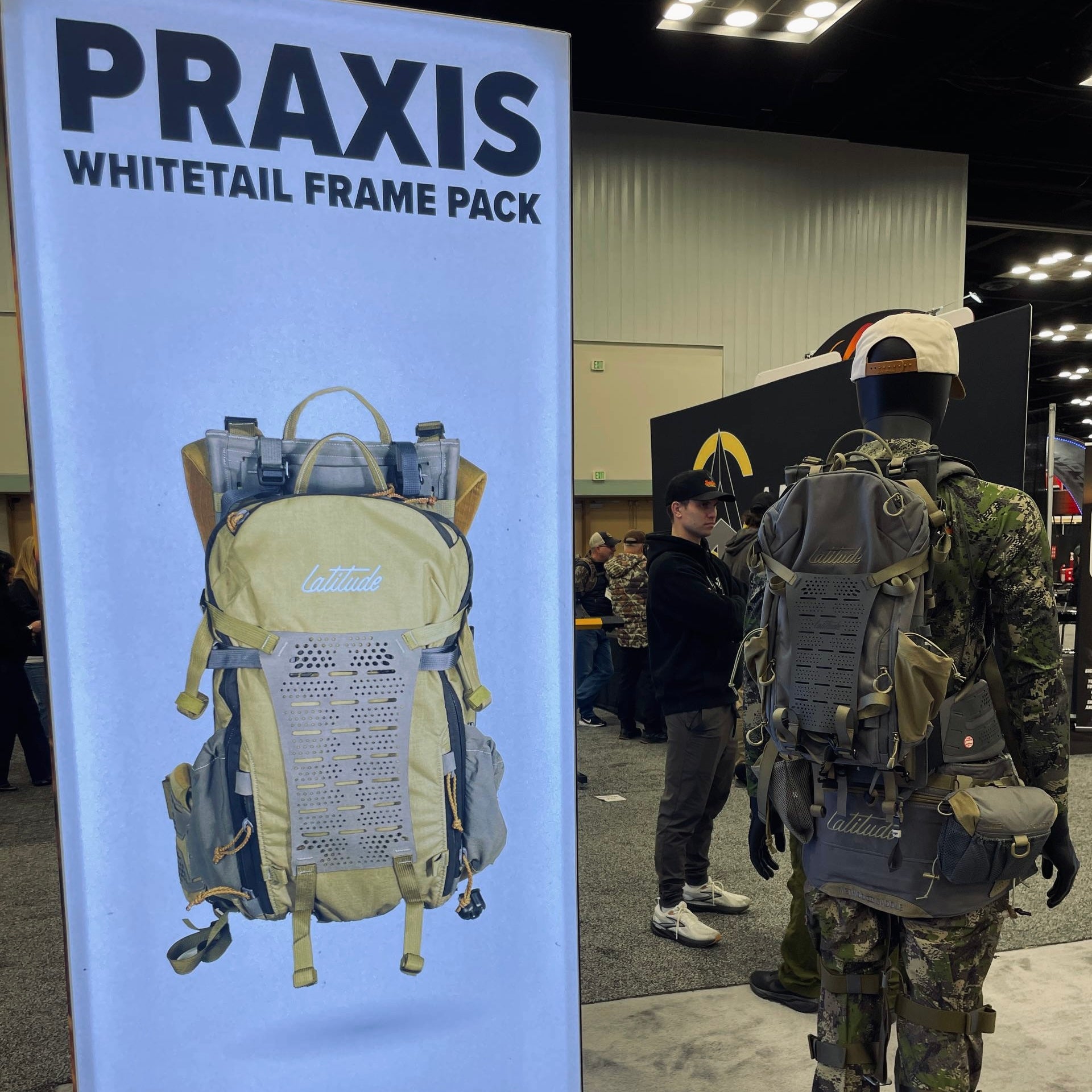 Latitude Praxis Whitetail Frame Pack