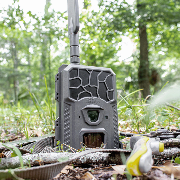 WiseEye MC-2 (Low Glow) Cellular Trail Camera